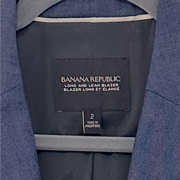 Banana Republic Navy Blazer - Picture 2 of 3